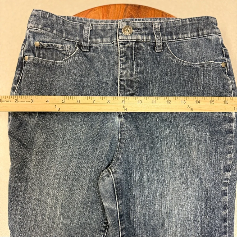 Classic Fit Blue Women's Jeans by Chrisropher‎ & Bank Size 6